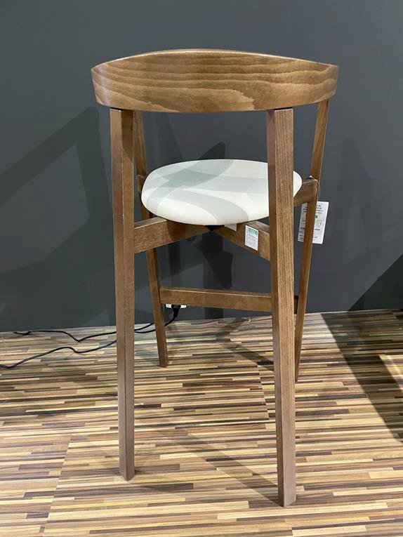 Paged - UXI Hocker , dąb naturalny
