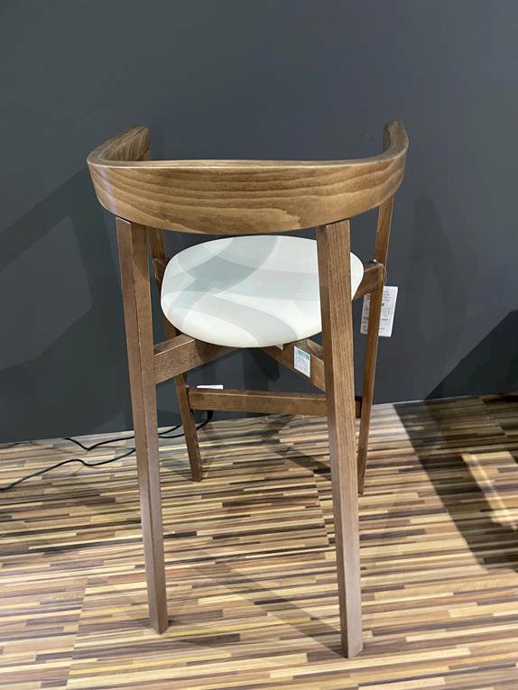 Paged - UXI Hocker , dąb naturalny