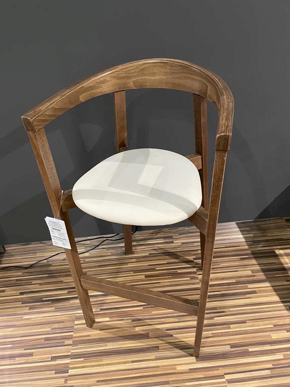 Paged - UXI Hocker , dąb naturalny