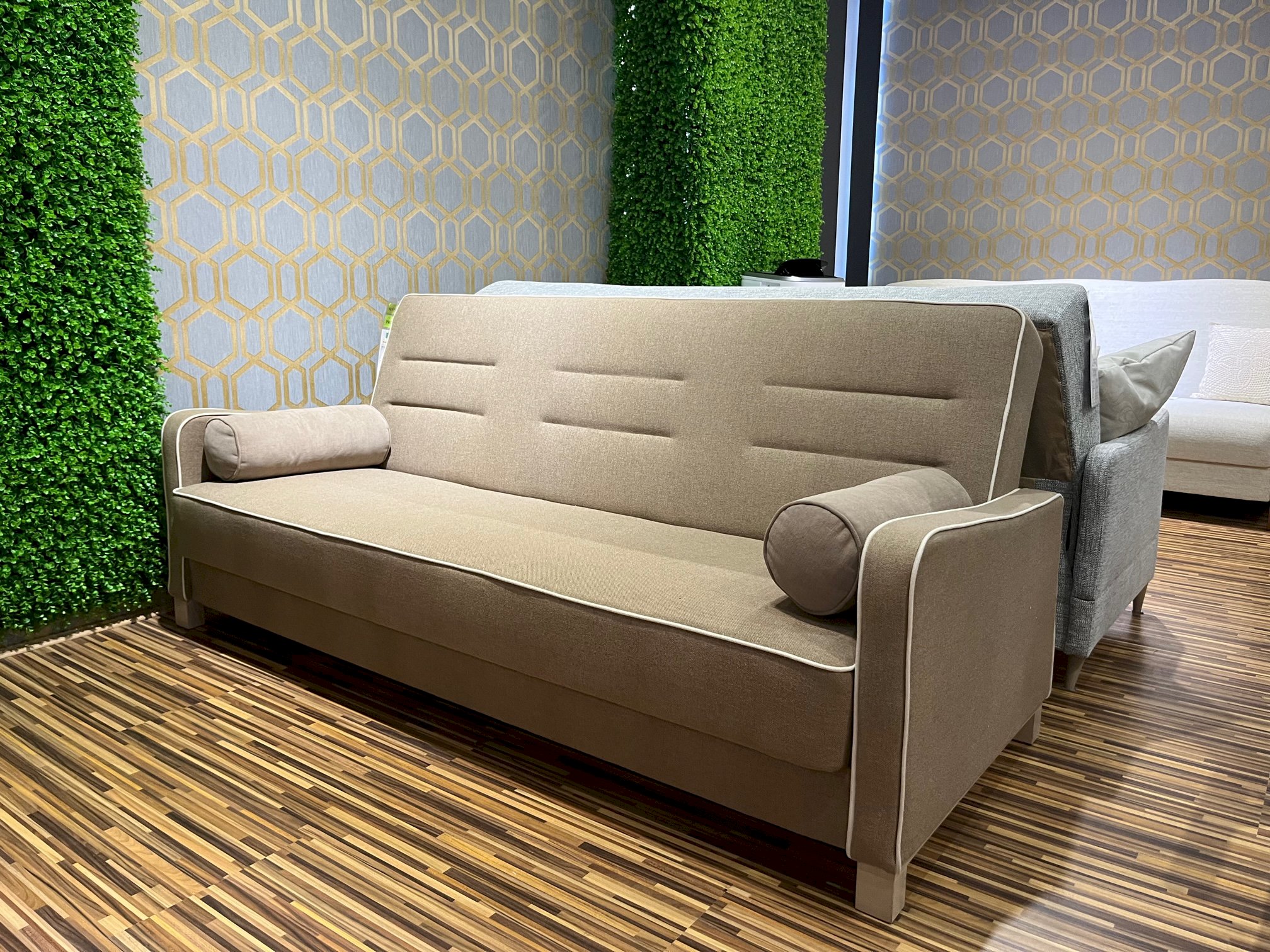 UNIMEBEL - OLIVIA 6 SOFA Z FUN. SPANIAI POJ. NA POŚCIEL, TK. BARBADOS 5